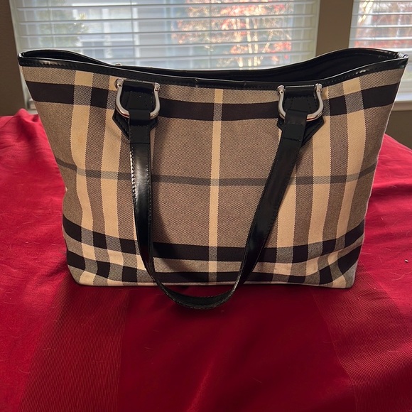 Burberry Handbags - Burberry tote with classic Black and Tan plaid and shiny hardware